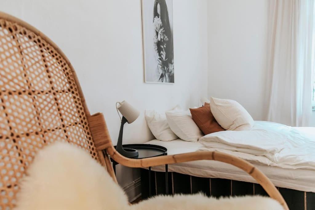 Altbautraum! 2 Zimmer Mit 24H Check-In Kiel Bagian luar foto